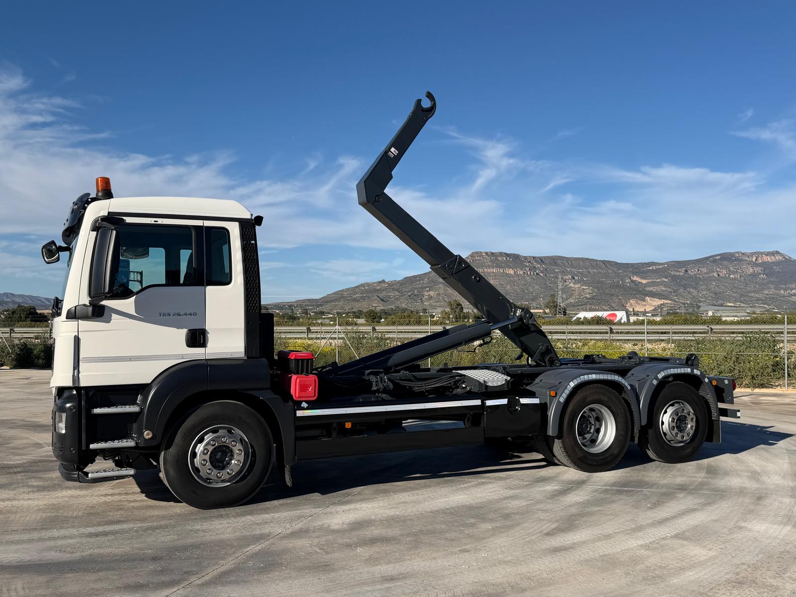 PORTACONTENEDORES DALBY DE 20 TONELADAS