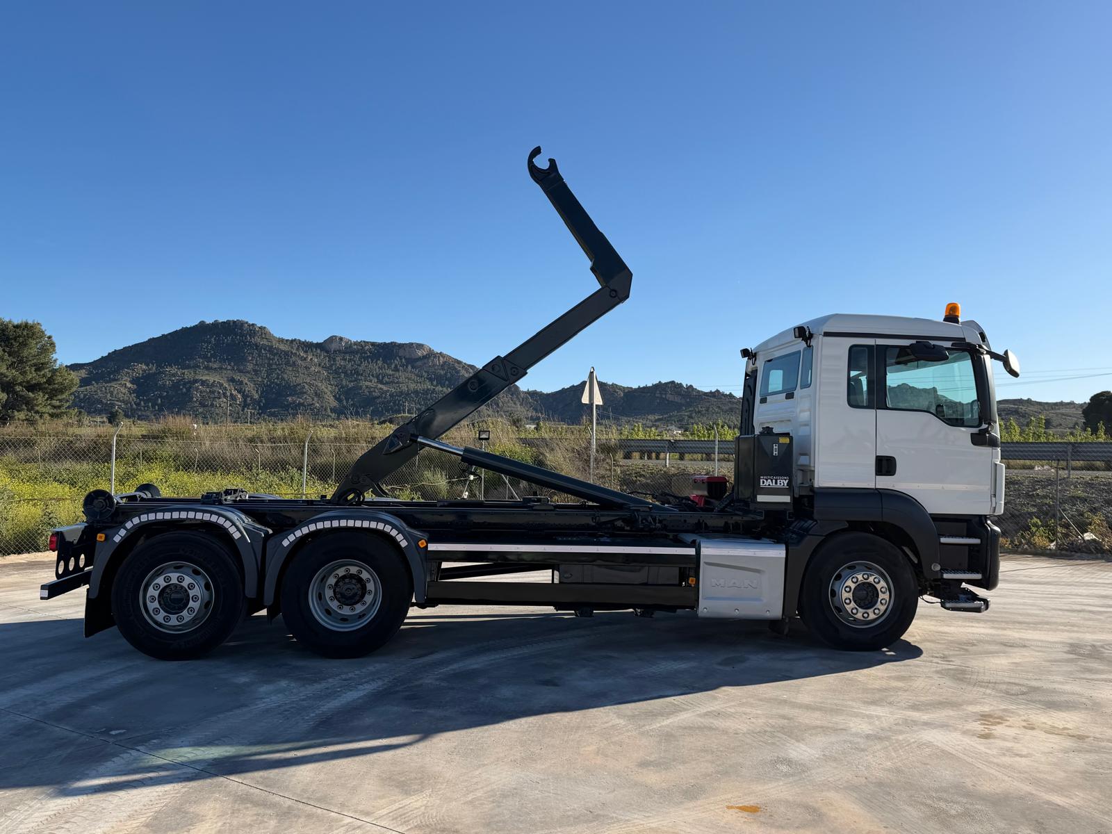 PORTACONTENEDORES DALBY DE 20 TONELADAS