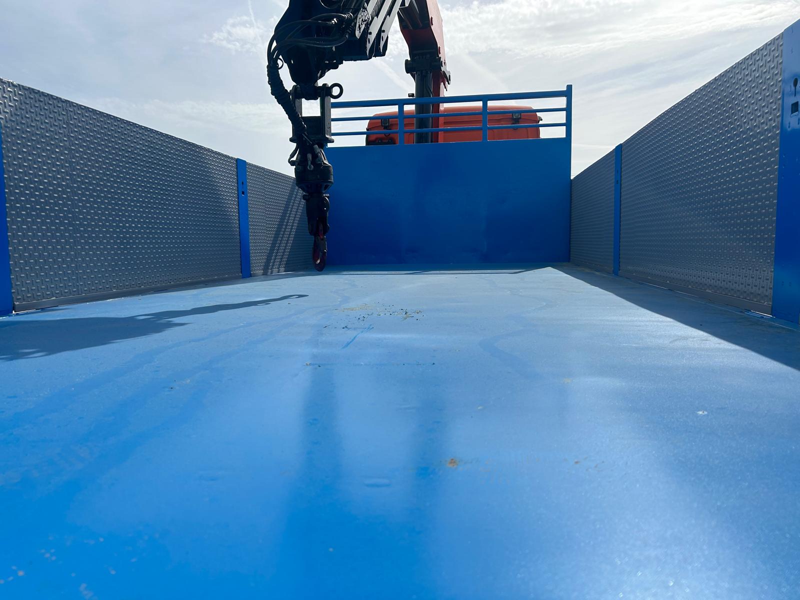 GRUA PALFINGER PK 22002 EH Y CAJA FIJA 6 METROS