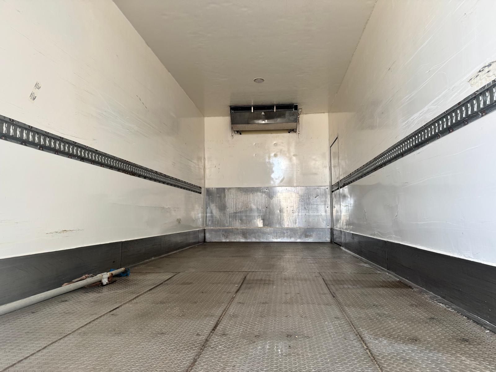 CON CAJA FRIGORIFICA CON ATP DE 6.50 METROS