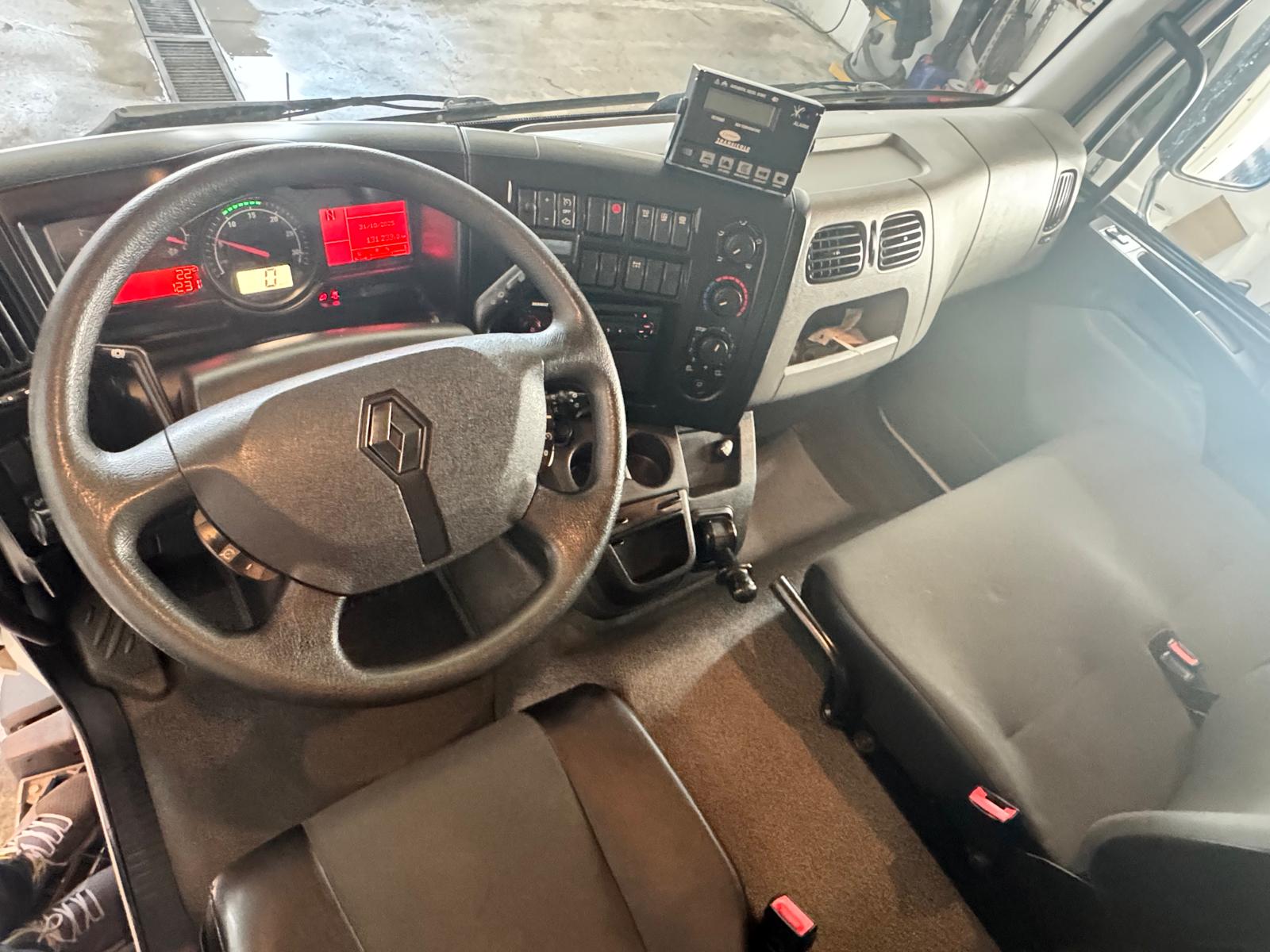 CON CAJA FRIGORIFICA CON ATP DE 6.50 METROS