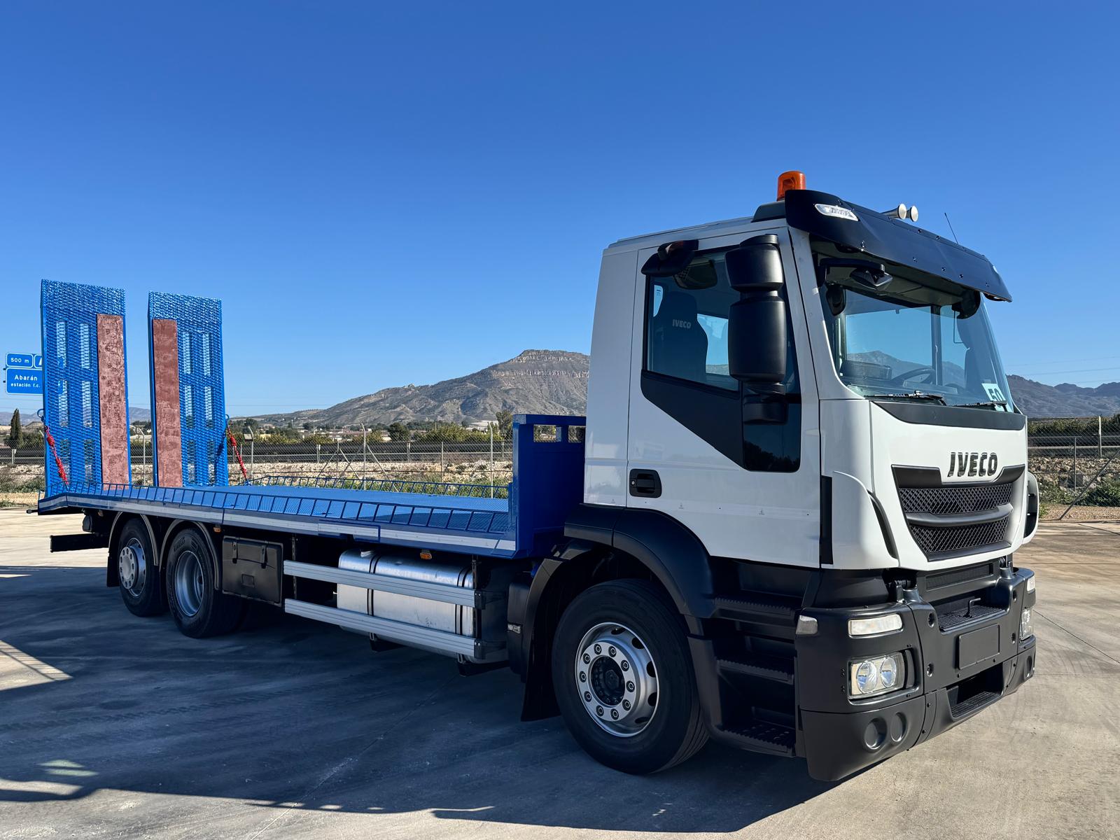 PORTAMAQUINARIA DE 8.53 M Y CABRESTANTE!!