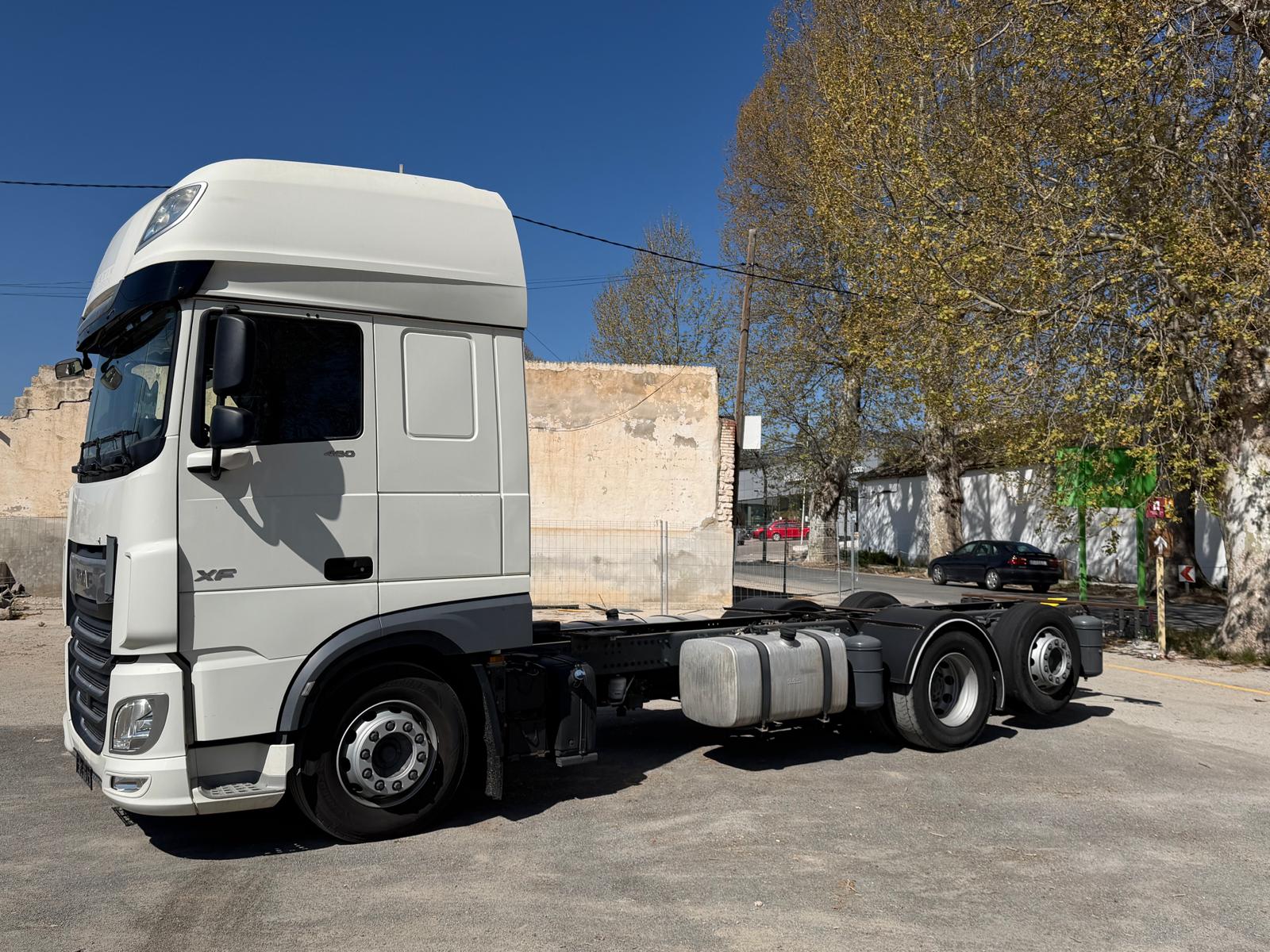 CHASIS CON OPCION DE CUALQUIER CARROZADO