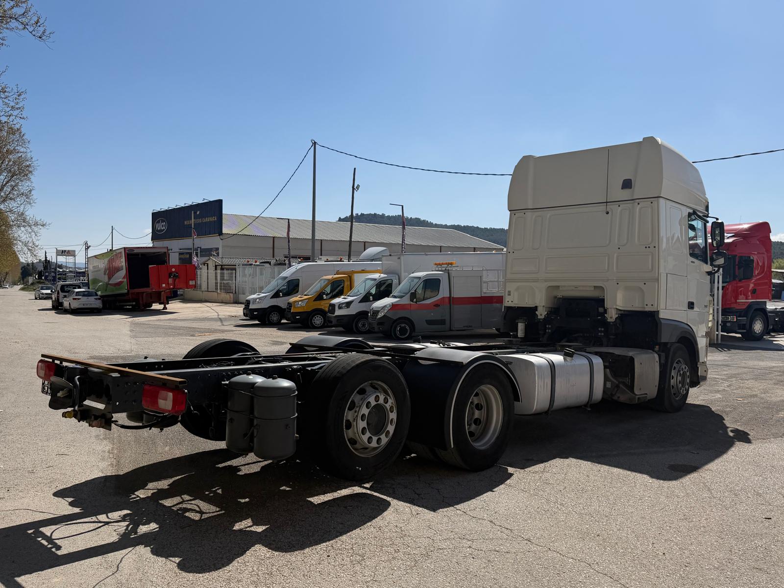 CHASIS CON OPCION DE CUALQUIER CARROZADO