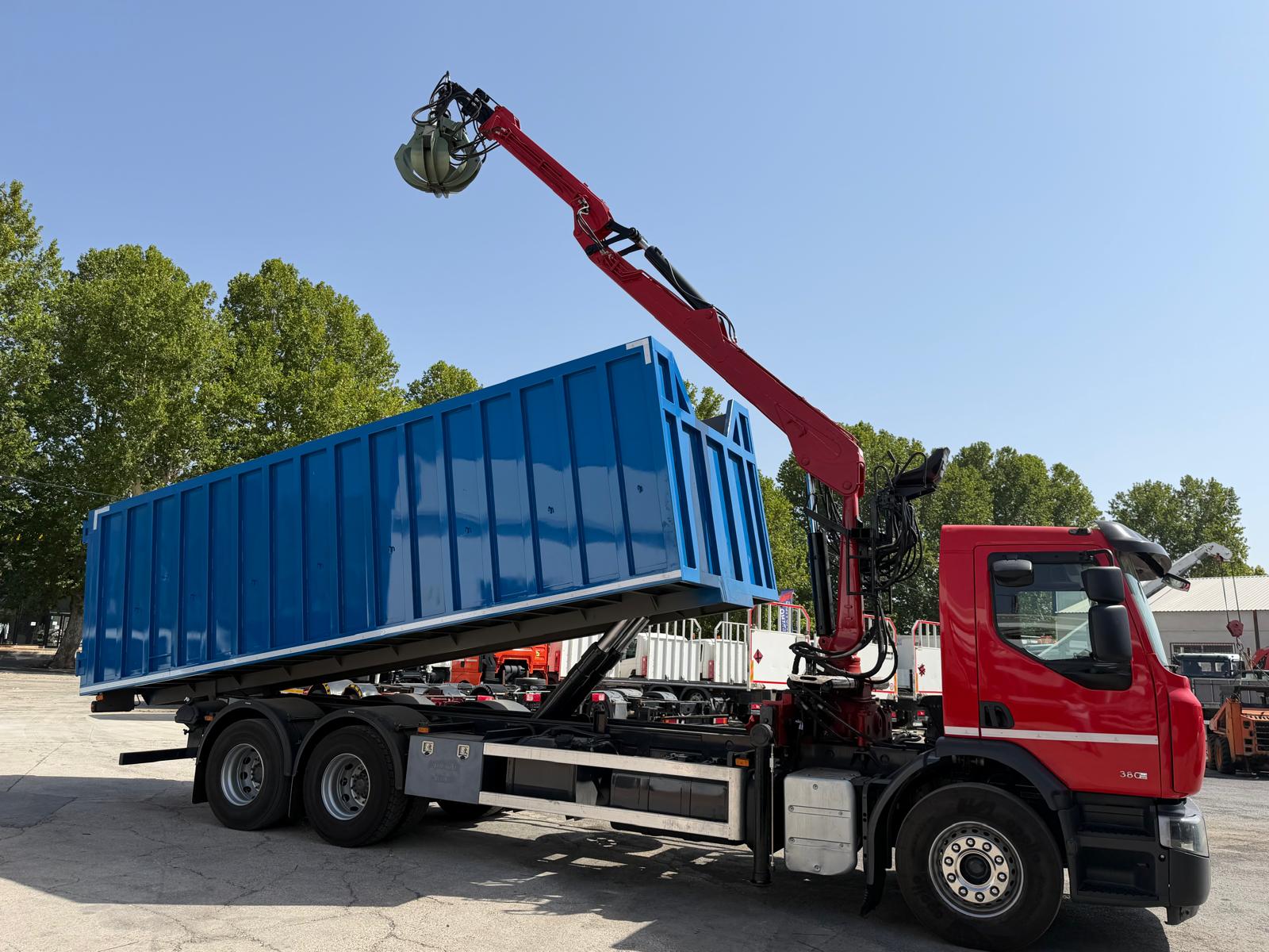 GRUA CHATARRERA VKRAN Y CAJA BASCULANTE